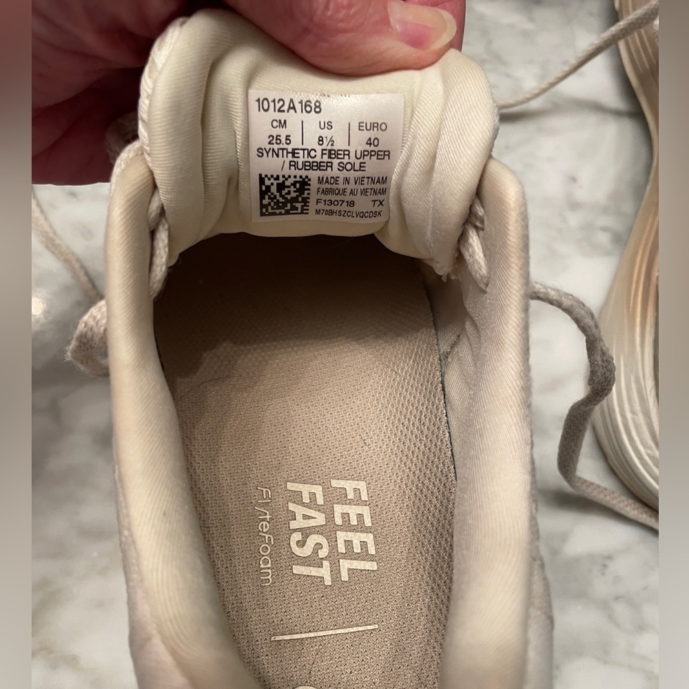 ASICS DynaFlyte 3 - Picture 8 of 8